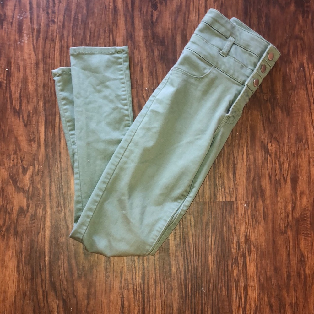 High wasted pants